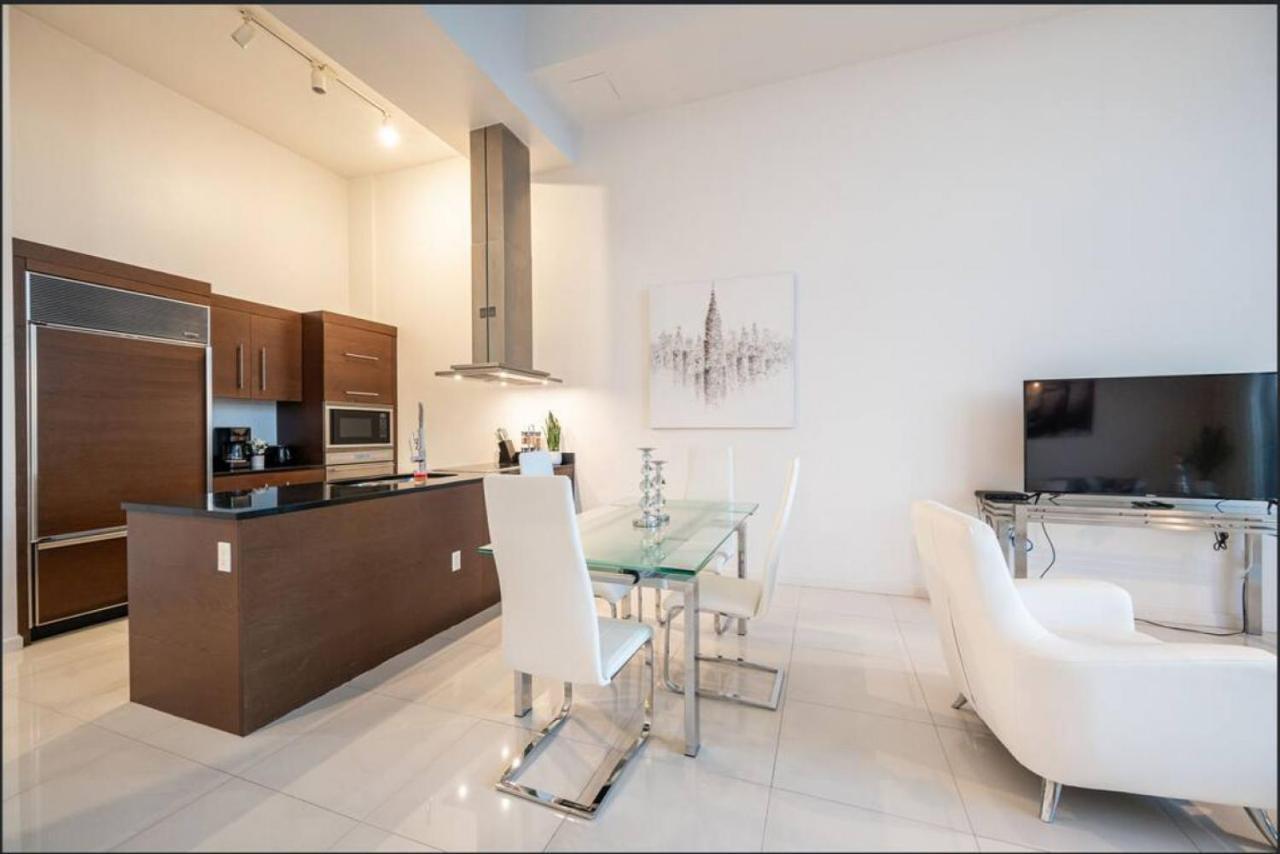 Beautiful One Bedroom Condo 16Ft Ceilings At The W Miami Extérieur photo